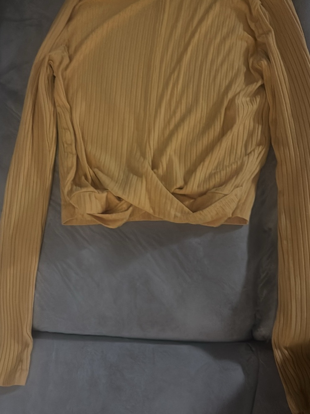 Hollister Ribbed Long-Sleeve Twist Hem Top in Mustard Yellow